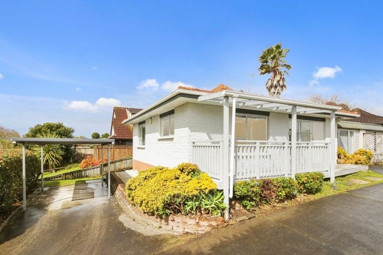 Photo of property in 11a Rapallo Place, Farm Cove, Auckland, 2012