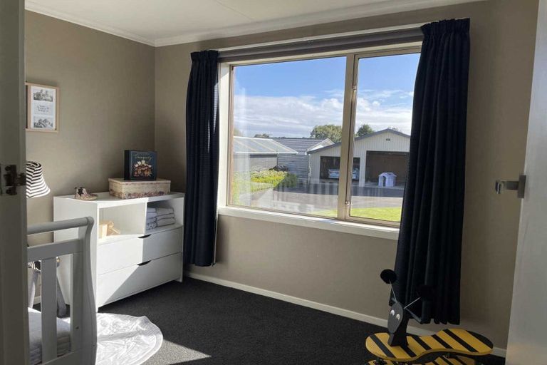 Photo of property in 36 John Street, Otatara, Invercargill, 9879