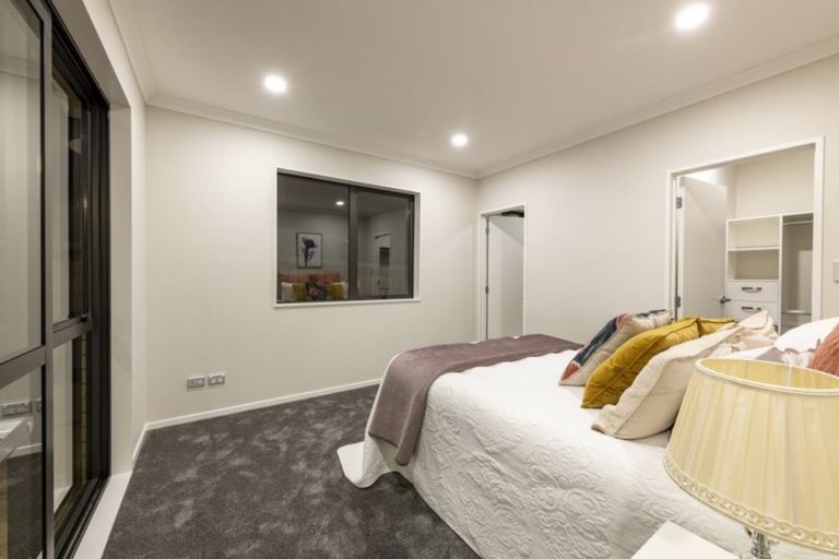 Photo of property in 198 Ridge Road, Howick, Auckland, 2014