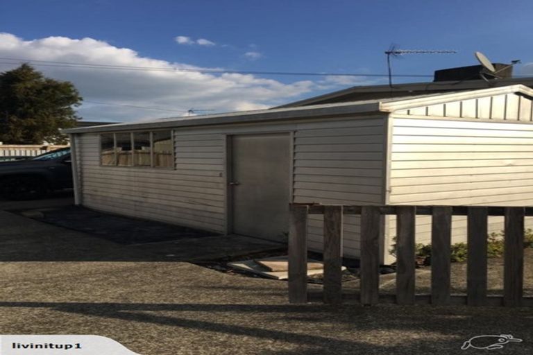 Photo of property in 98 Settlement Road, Papakura, 2110