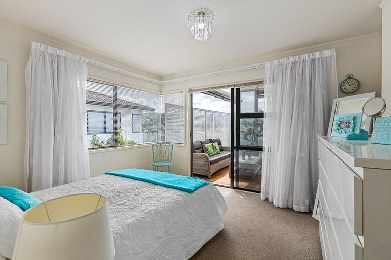 Photo of property in 16 Kahurangi Place, Snells Beach, 0920