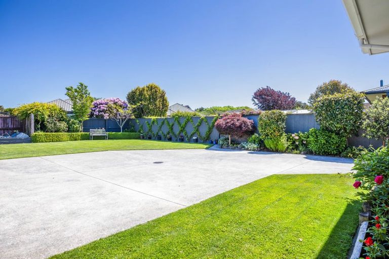 Photo of property in 138 Warren Crescent, Hillmorton, Christchurch, 8025