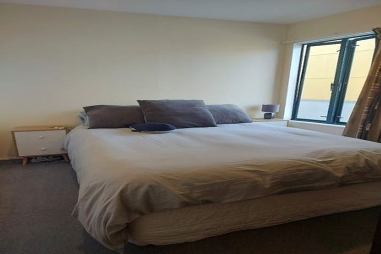 Photo of property in Courtenay Apartments, 501/120 Courtenay Place, Te Aro, Wellington, 6011