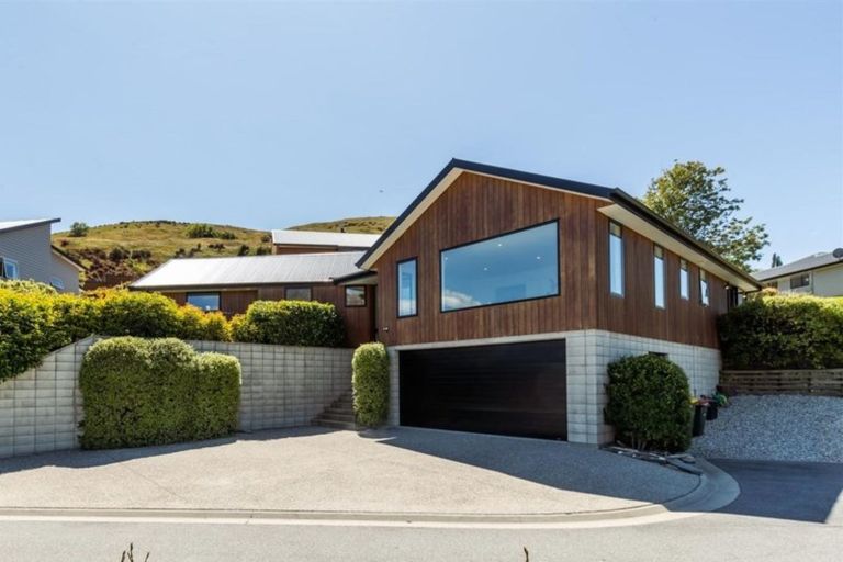 Photo of property in 5 Batsford Lane, Lower Shotover, Queenstown, 9371