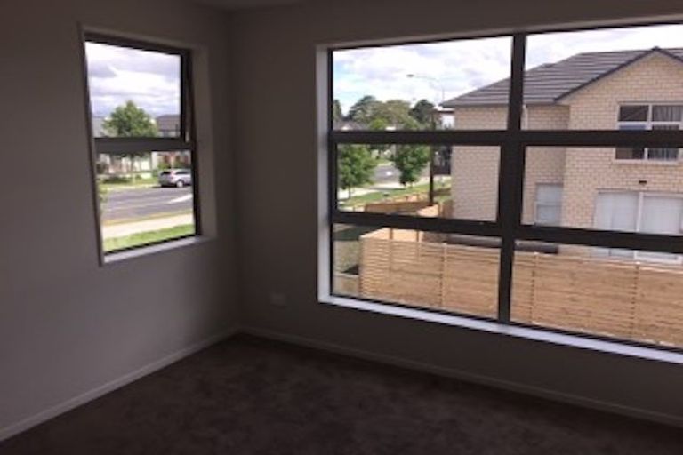 Photo of property in 189 Porchester Road, Takanini, 2112