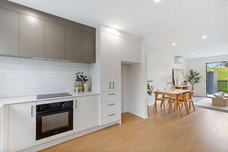 Photo of property in 19 Taiko Lane, Glenfield, 0629