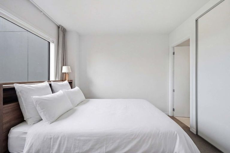 Photo of property in Frank Sargeson Apts, 104/74 Anzac Street, Takapuna, Auckland, 0622