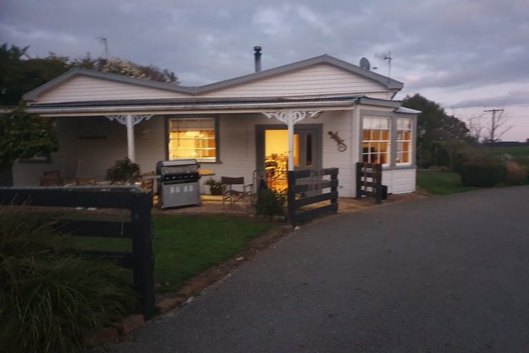 Photo of property in 2778 Kimbolton Road, Kimbolton, Feilding, 4777