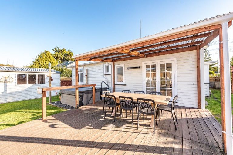 Photo of property in 22 Cumbrae Place, Aramoho, Whanganui, 4500