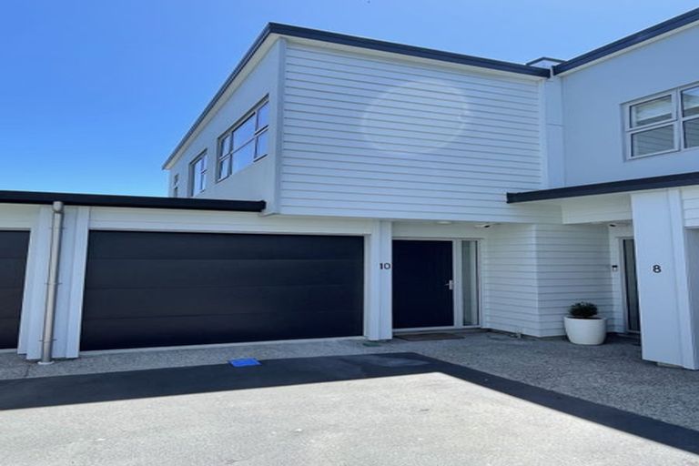 Photo of property in 10 Lucern Lane, Petone, Lower Hutt, 5012