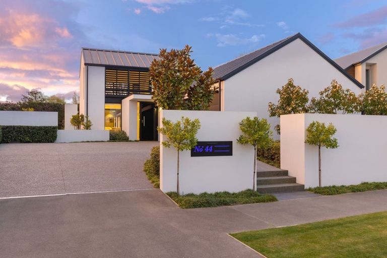 Photo of property in 44 Bluestone Drive, Parklands, Christchurch, 8083