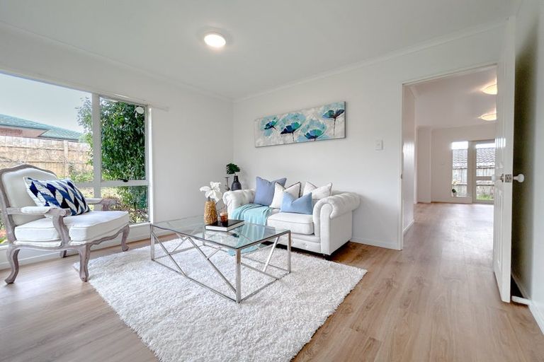 Photo of property in 11 Amherst Place, Albany, Auckland, 0632