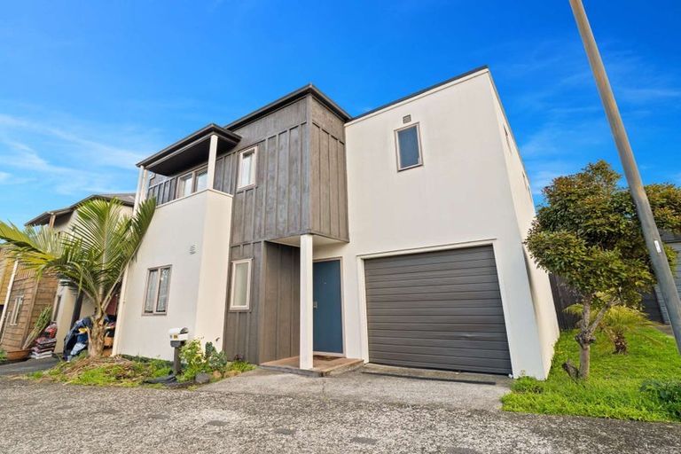 Photo of property in 50a Arawa Street, New Lynn, Auckland, 0600