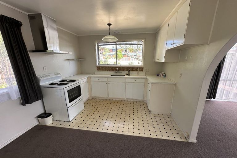 Photo of property in 1/4 Aylmer Court, Eastern Beach, Auckland, 2012