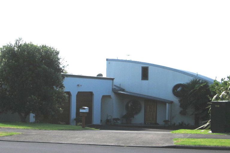 Photo of property in 18 Spinnaker Drive, Te Atatu Peninsula, Auckland, 0610