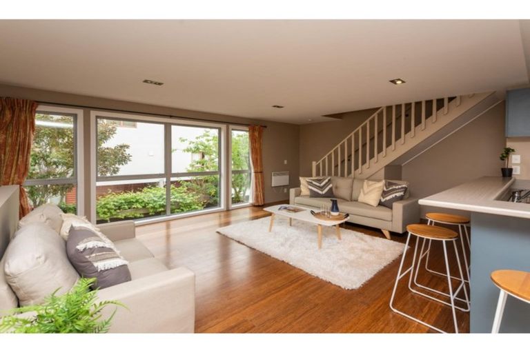 Photo of property in 4/86 Springfield Road, St Albans, Christchurch, 8014