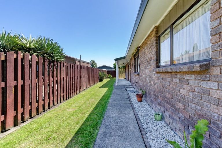 Photo of property in 8 Oak Place, Whakatane, 3120