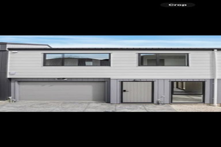 Photo of property in 6 Whangamaru Way, Papakura, 2110