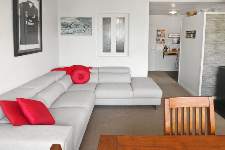 Photo of property in 125 Hickford Road, Foxton, 4893