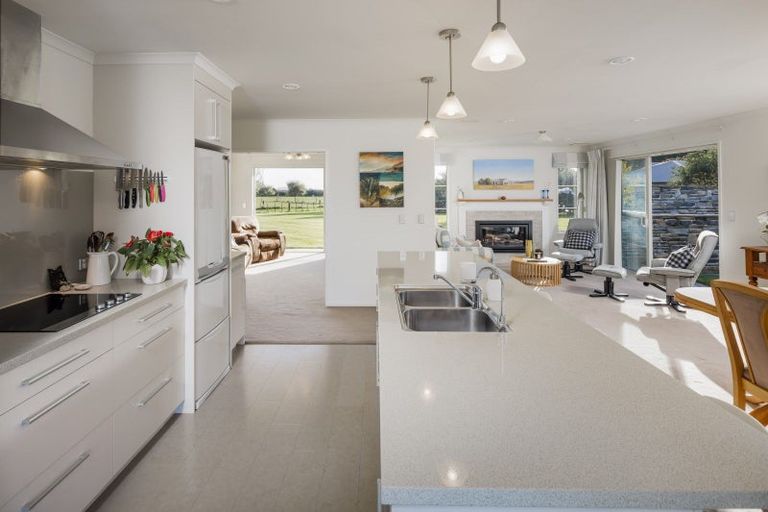 Photo of property in 483 Fencourt Road, Cambridge, 3493