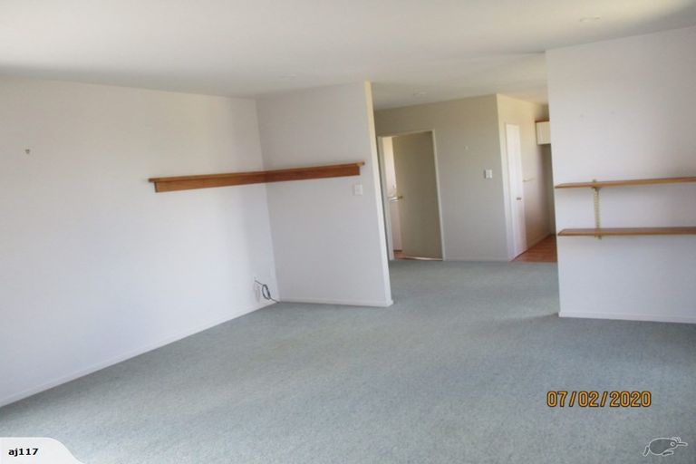 Photo of property in 11 Oldham Place, Darfield, 7510