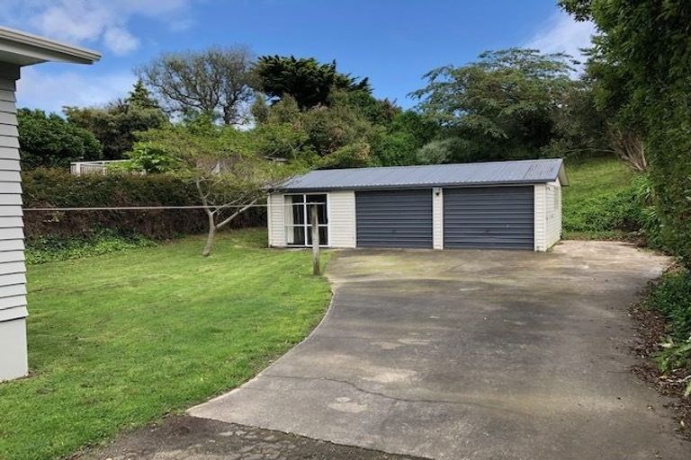 Photo of property in 211 Matai Road, Raumati Beach, Paraparaumu, 5032