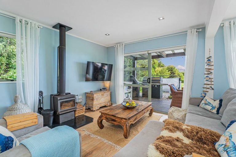 Photo of property in 556 Boat Harbour Road, Whenuakite, Whitianga, 3591