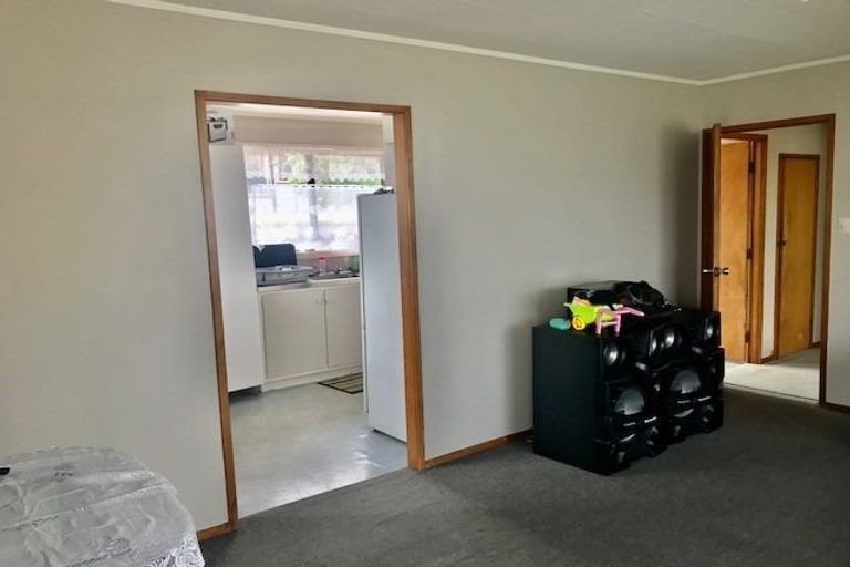 Photo of property in 21 Shalimar Place, Clover Park, Auckland, 2019