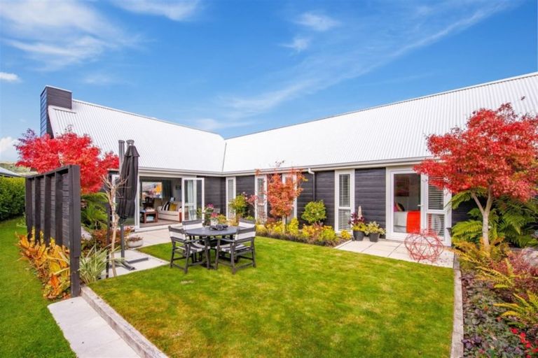 Photo of property in 62 Montgomery Crescent, Kinloch, Taupo, 3377