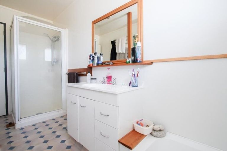 Photo of property in 26 Balloch Street, Fairfield, Hamilton, 3214