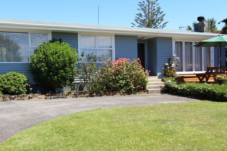 Photo of property in 7 Brentford Place, Manurewa, Auckland, 2102