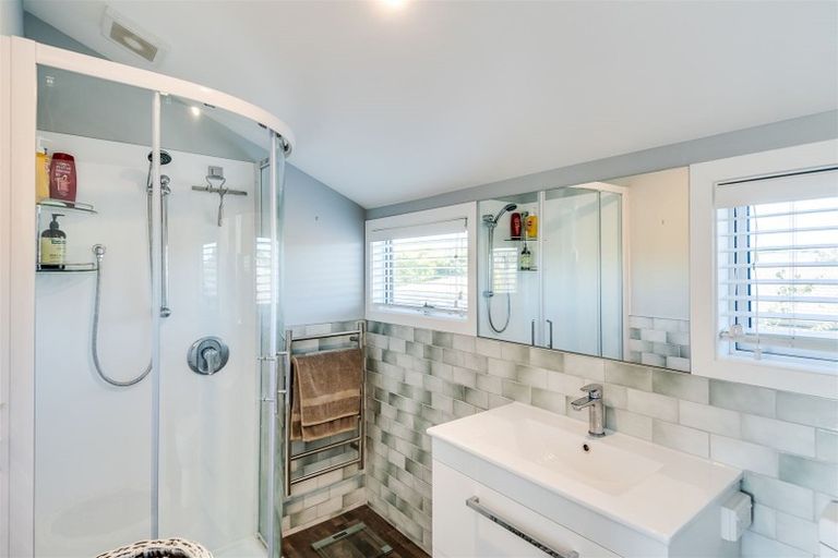 Photo of property in 3/30 Meeanee Quay, Westshore, Napier, 4110