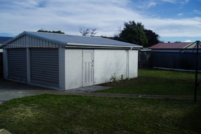 Photo of property in 19 Carisbrooke Street, Aranui, Christchurch, 8061