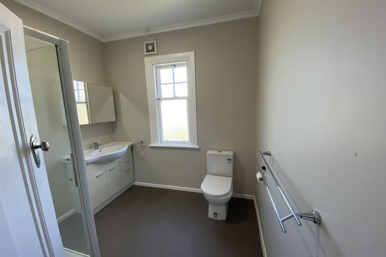 Photo of property in 17 Rakau Road, Hataitai, Wellington, 6021