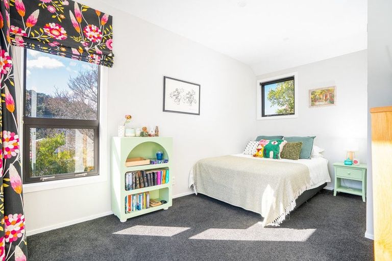 Photo of property in 94a Khandallah Road, Khandallah, Wellington, 6035