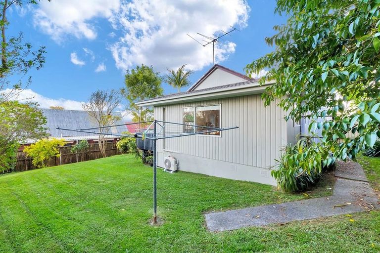 Photo of property in 2/7 Putney Place, Ranui, Auckland, 0612