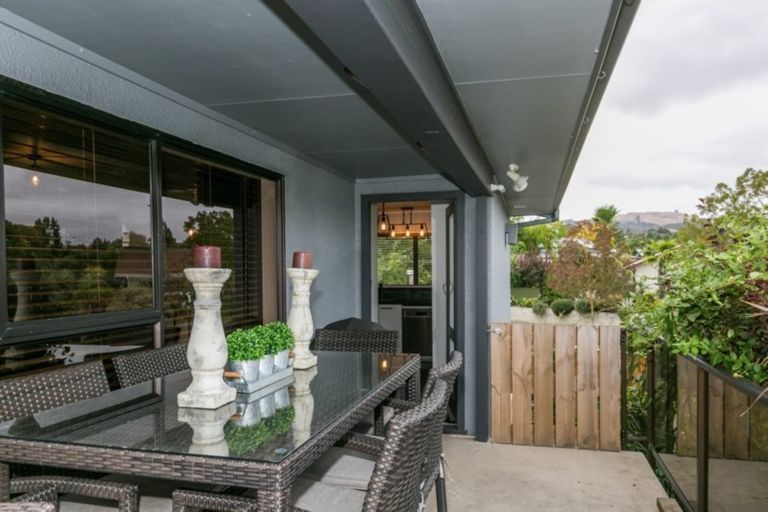 Photo of property in 11 Breadalbane Road, Havelock North, 4130