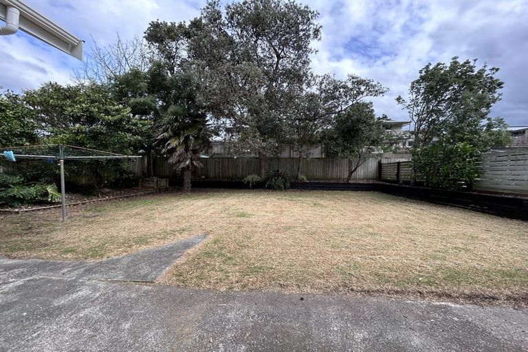 Photo of property in 10 Slako Crescent, Ruakaka, 0116
