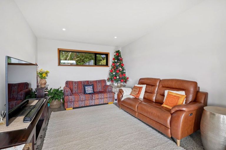 Photo of property in 1140 Russell Road, Opuawhanga, Hikurangi, 0184