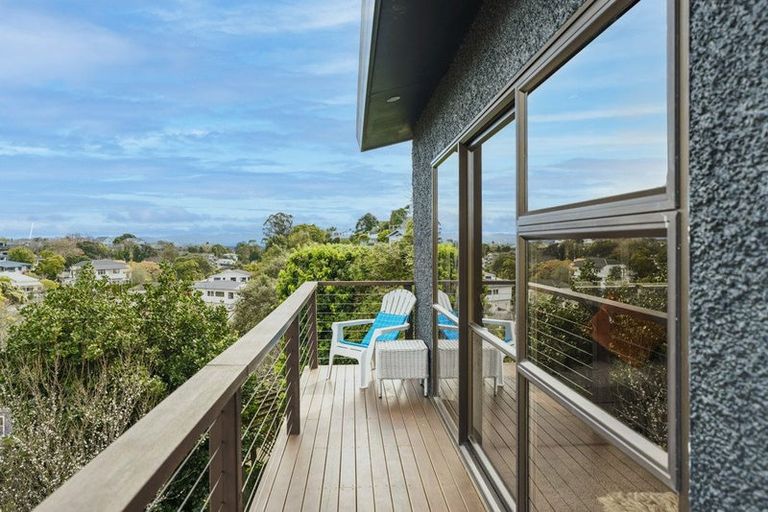 Photo of property in 3 Sealy Road, Bluff Hill, Napier, 4110