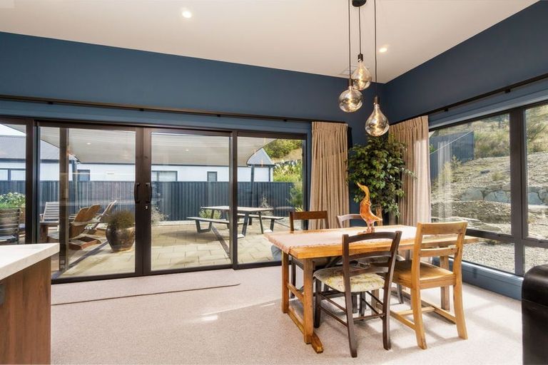 Photo of property in 30 Naylor Street, Clyde, 9330