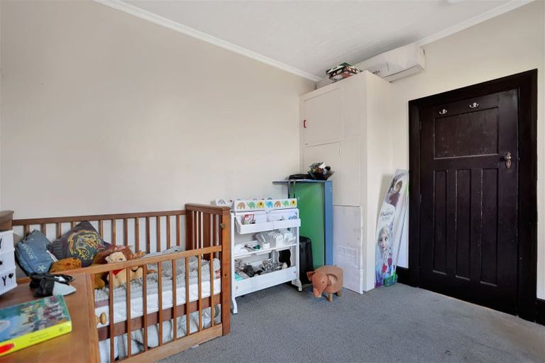 Photo of property in 68 Oxford Street, Hampstead, Ashburton, 7700