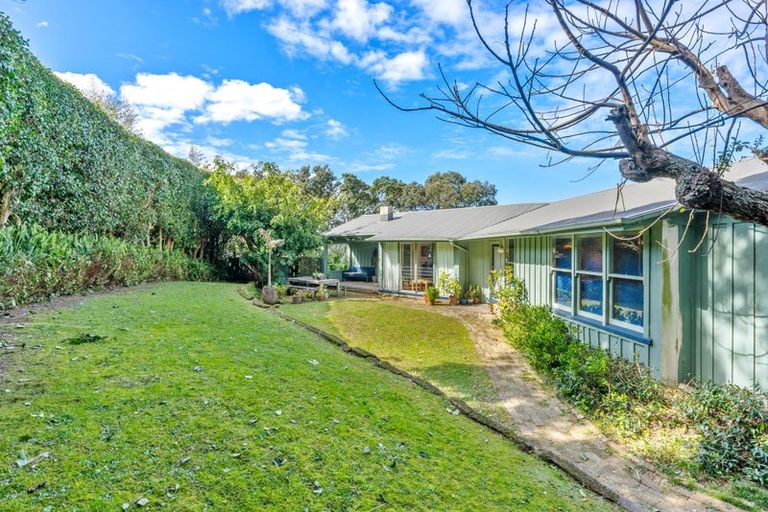 Photo of property in 103 Churchill Road, Murrays Bay, Auckland, 0630