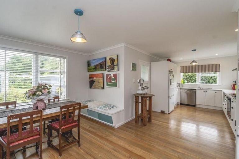 Photo of property in 12 East Street, Greytown, 5712