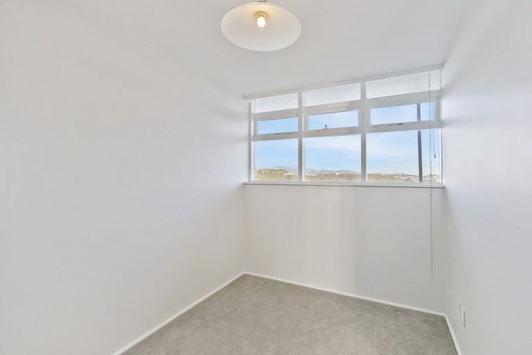 Photo of property in Gateway Apartments, 19 Maida Vale Road, Roseneath, Wellington, 6011