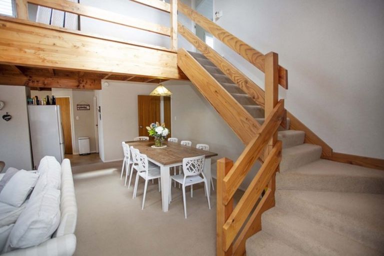 Photo of property in 202 Beverley Terrace, Whangamata, 3620