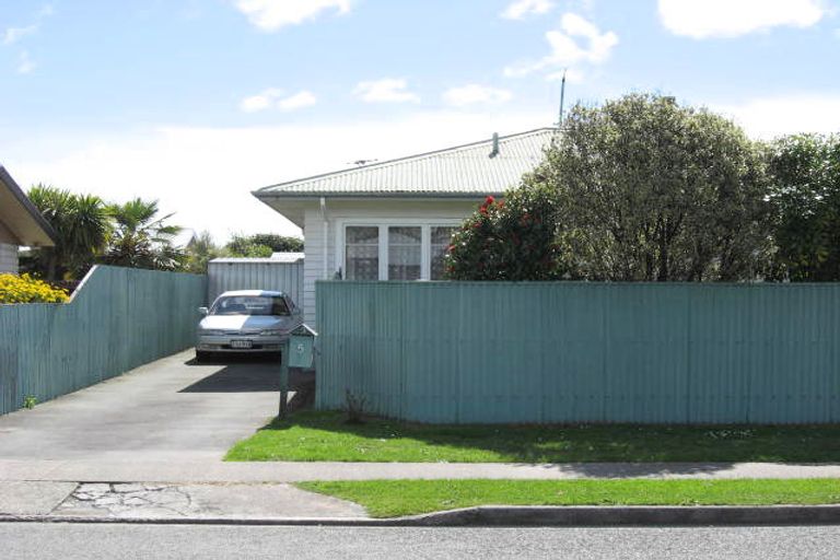 Photo of property in 3/5 Roto Street, Tahunanui, Nelson, 7011