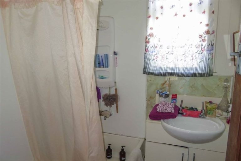 Photo of property in 2 Alexander Avenue, Newfield, Invercargill, 9812