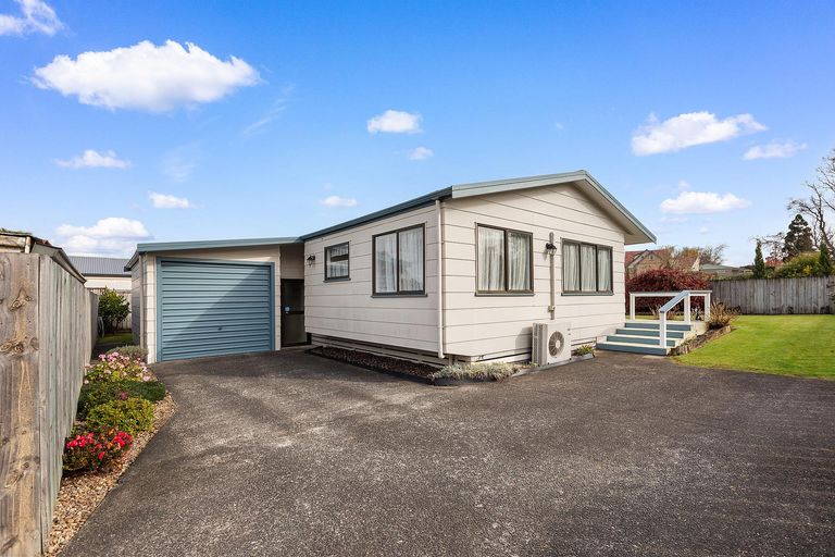 Photo of property in 19 Coronation Road, Morrinsville, 3300