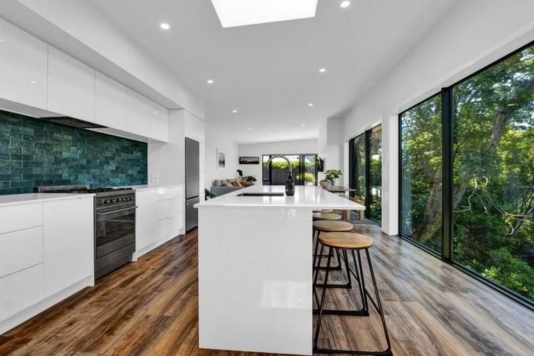 Photo of property in 133/2 Wairau Road, Oakura, 4374